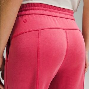 Lululemon Softstreme High-rise pants
